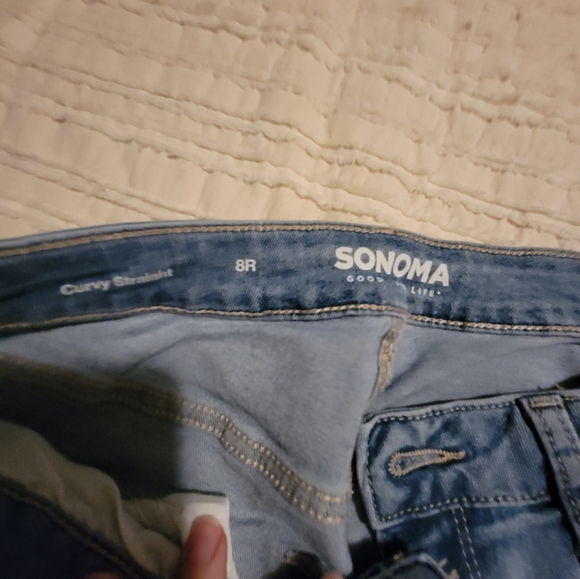 Jeans - Picture 2 of 3